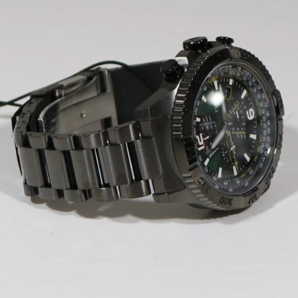 Citizen Men\'s Navihawk Chronograph Date Eco-Drive Gray Watch